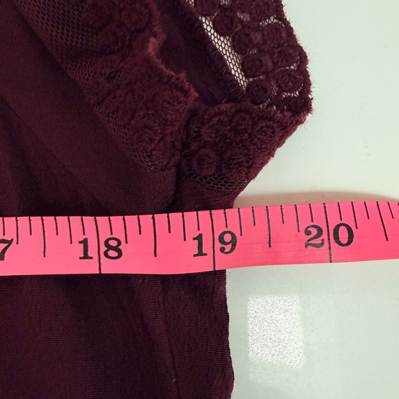 Daniel Rainn Becru Lace Detail Blouse - Picture 6 of 7